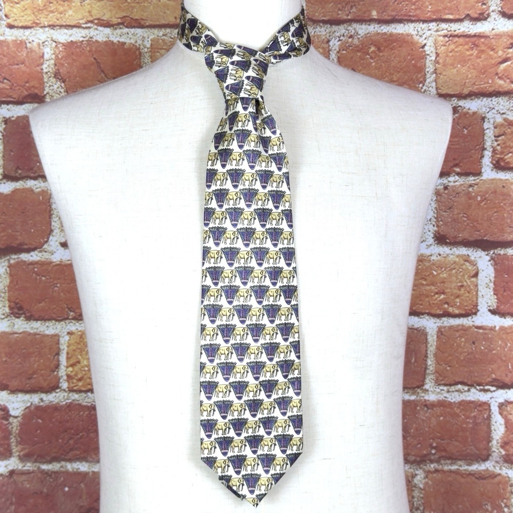T. SHINAWATRA Made In Thailand Men's 100% Silk Neck Tie Elephant Design 54"